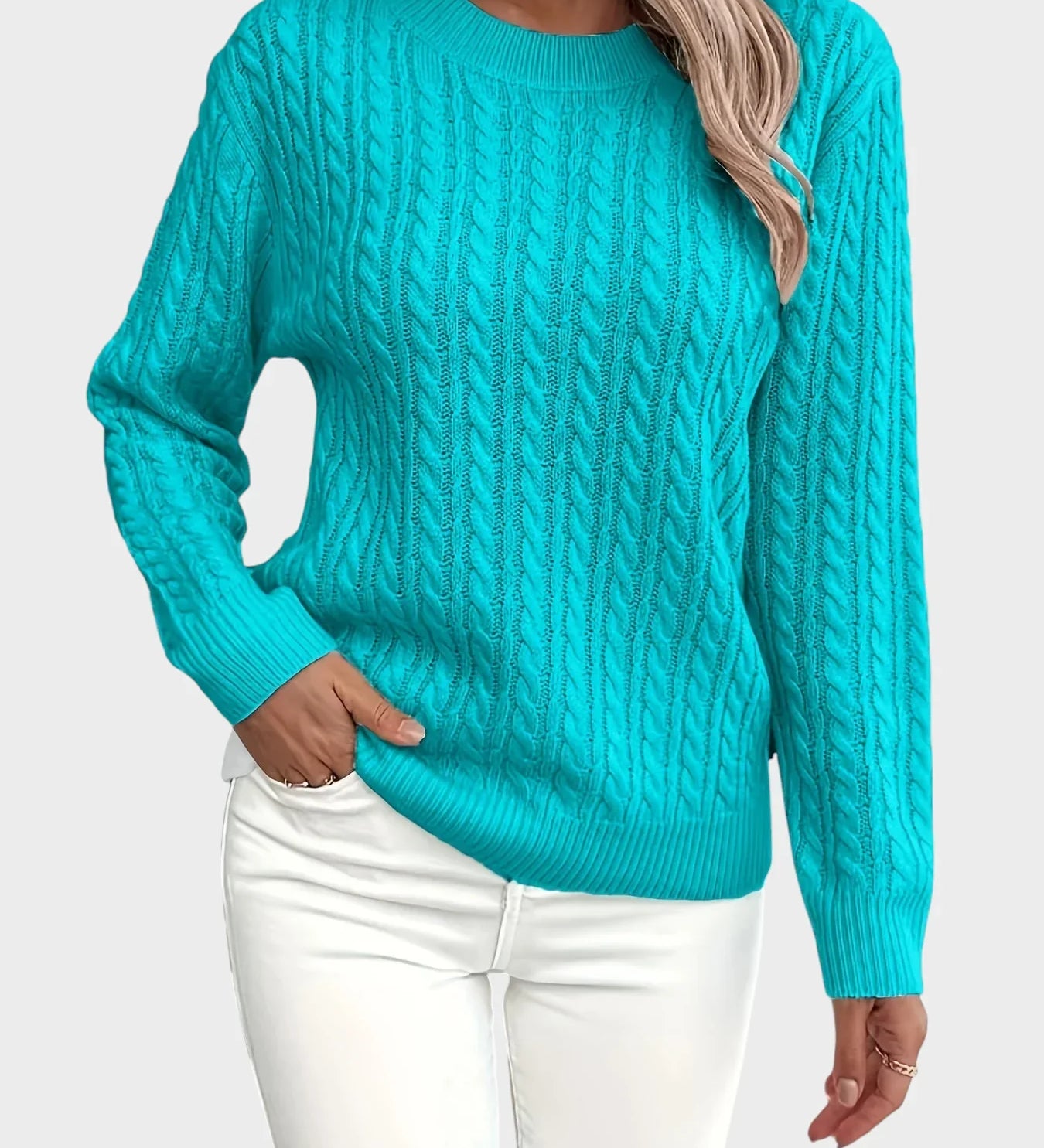 Boža - Women's Cable Knit Sweater