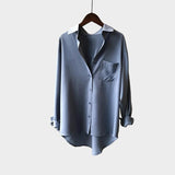 Shirt with Elegant Line and Modern Detail