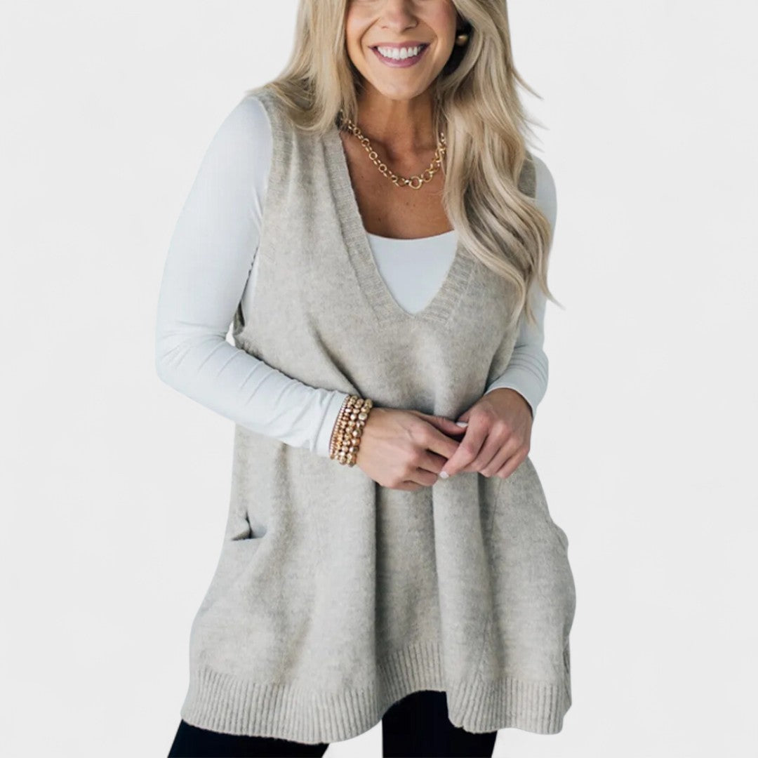 Filipa - Comfortable Knitted Vest