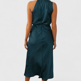 Rina - Elegant Dress with Draped Collar