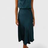 Rina - Elegant Dress with Draped Collar