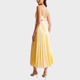 Katarina - Elegant Dress with V-Neck and Pleated Skirt