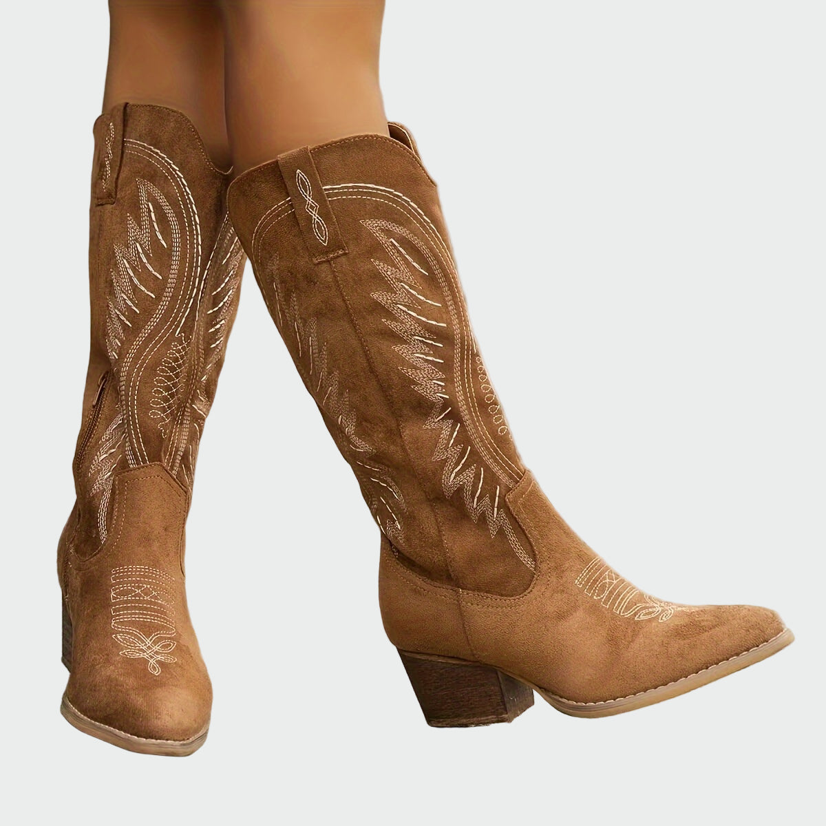 Neža – pearl cowboy boots with elegant embroidery
