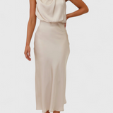 Rina - Elegant Dress with Draped Collar