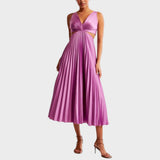 Katarina - Elegant Dress with V-Neck and Pleated Skirt