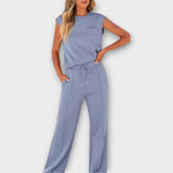 Set of sleeveless tops and pants with drawstring