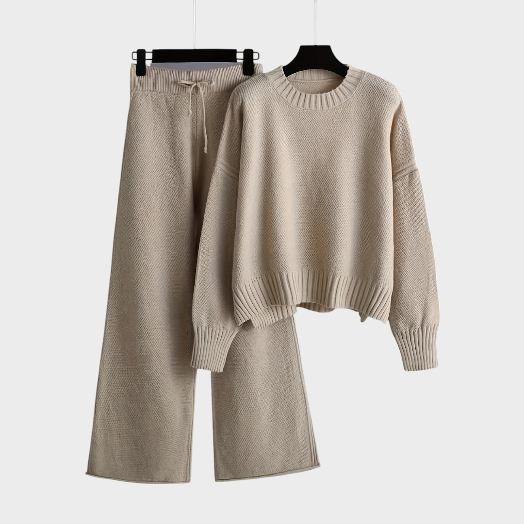 Veronika - Comfortable Knit Set