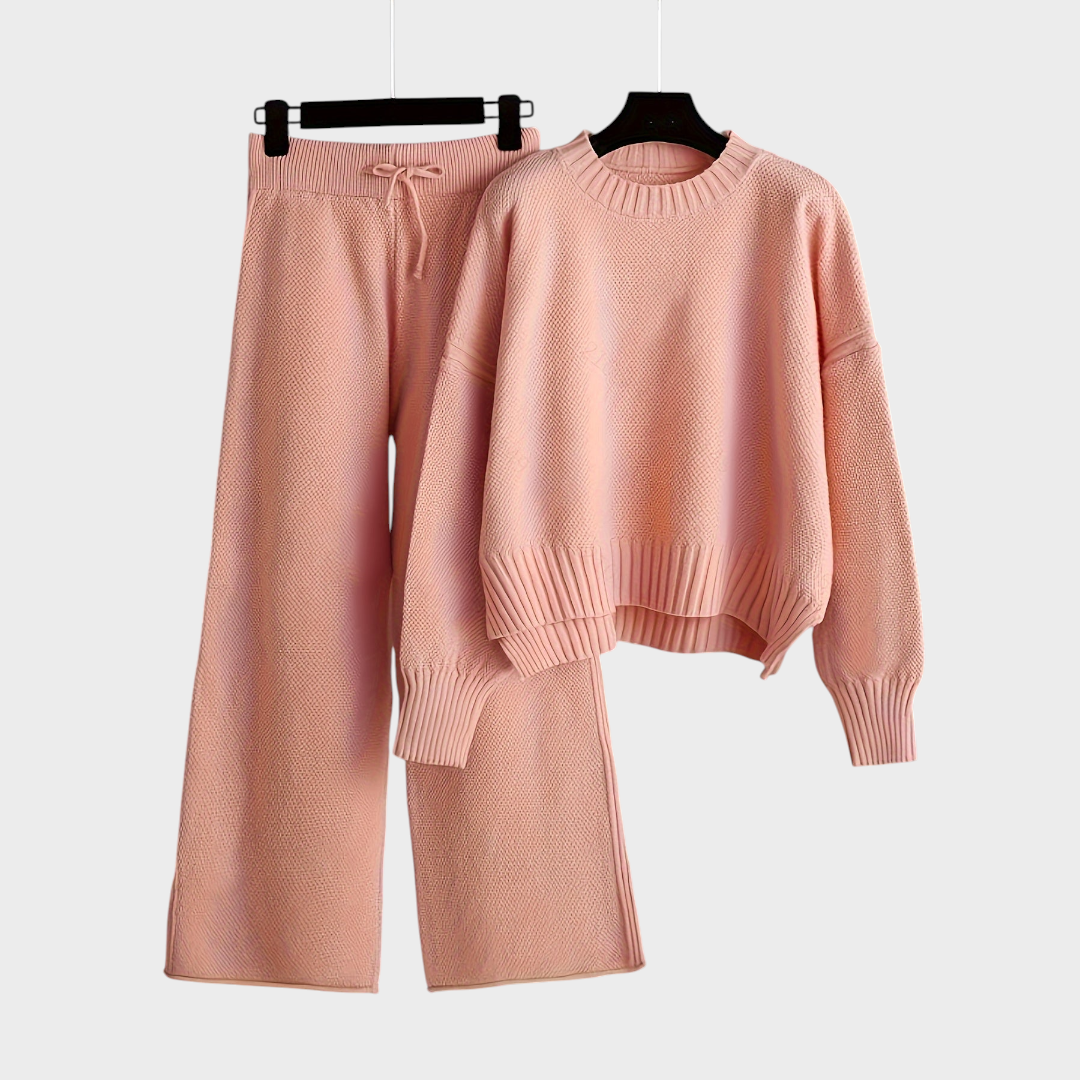 Veronika - Comfortable Knit Set