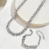 Elegant complete set of glass crystals in the shape of a fish tail