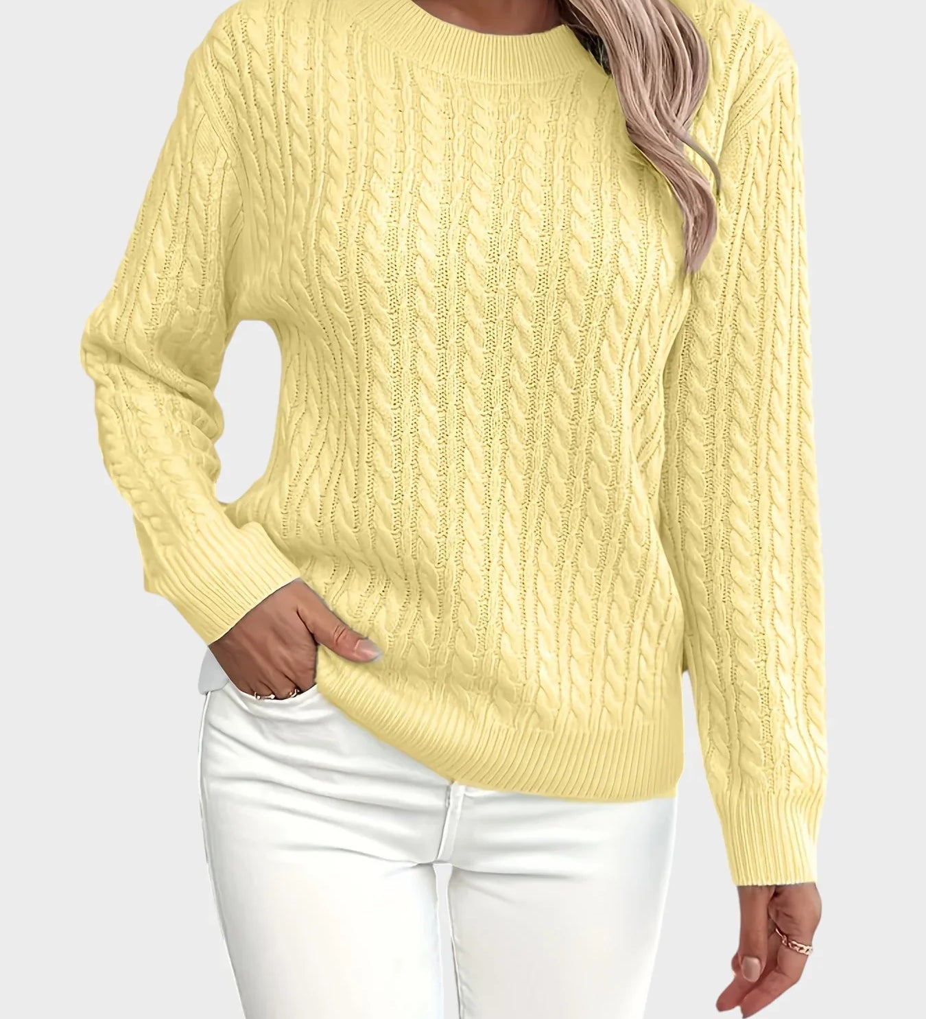 Boža - Women's Cable Knit Sweater