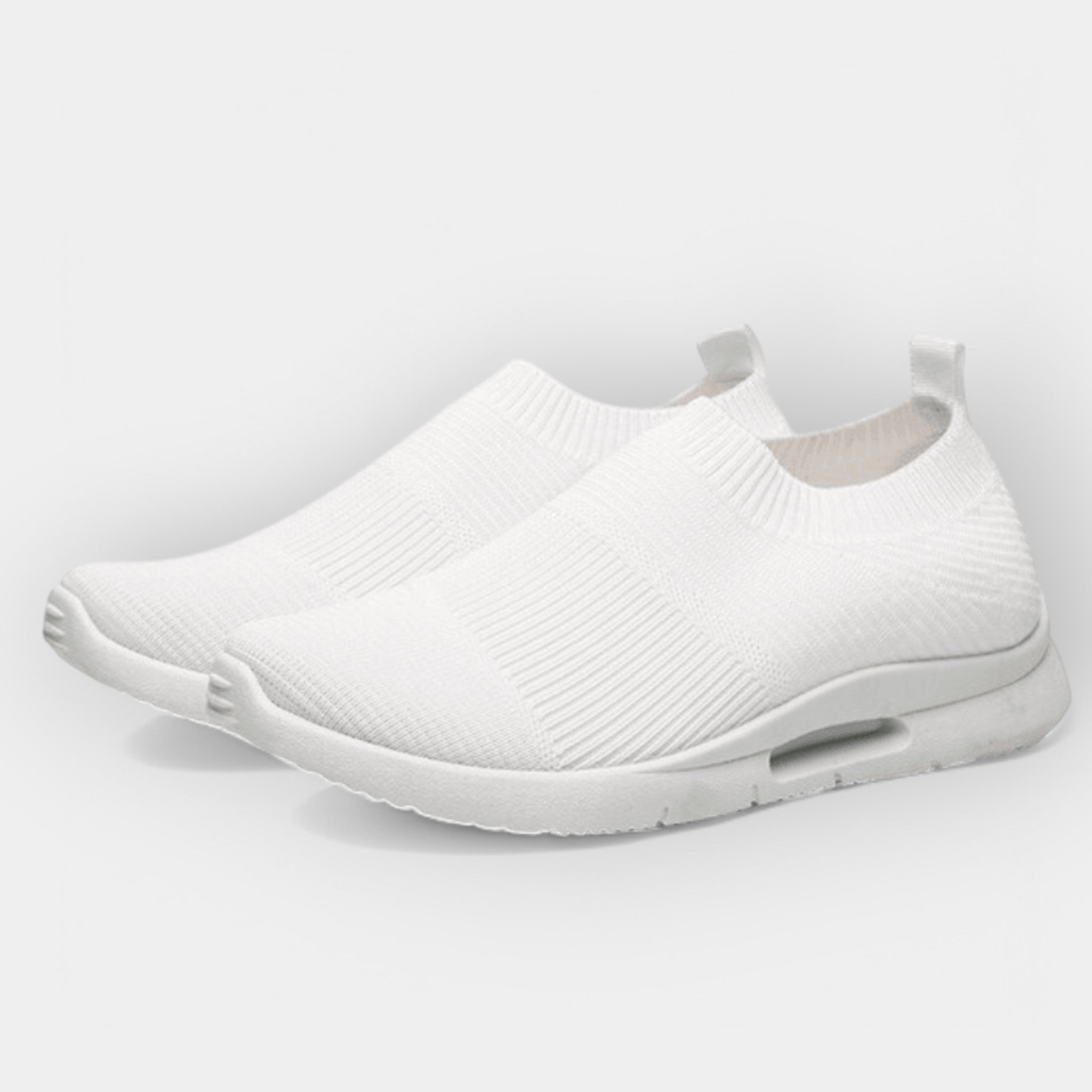 Sports Shoes with Advanced Cushioning