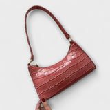 Bernarda - Elegant Leather Bag with Shine
