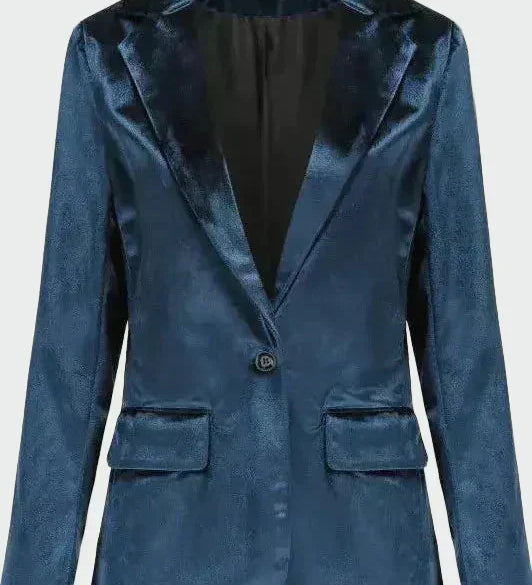 Beáta - Blazer in refined lines