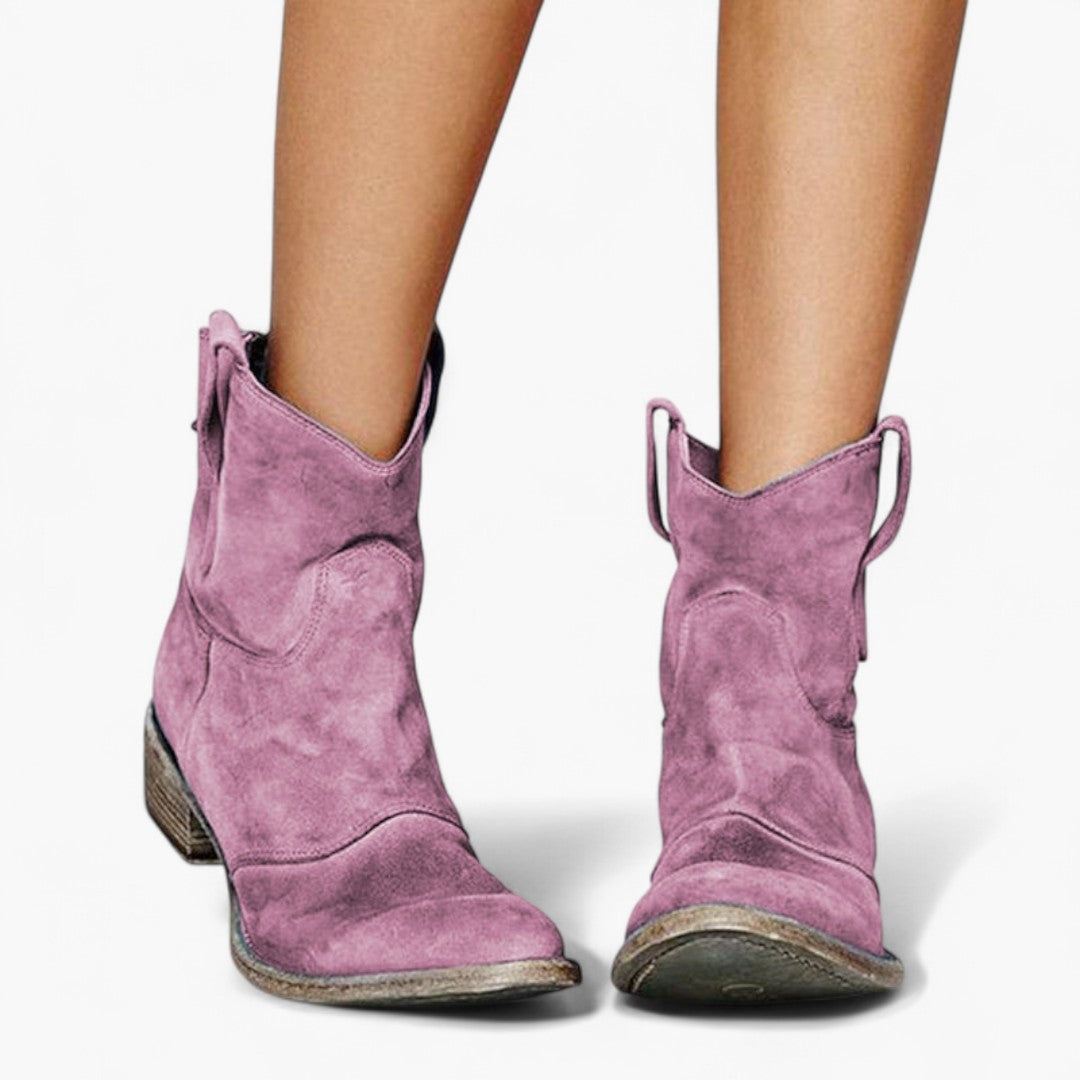Kamilė – Timeless Boots
