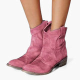 Kamilė – Timeless Boots