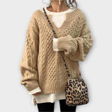 Lili - Oversized Knitted Sweater with Cable Pattern
