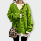 Lili - Oversized Knitted Sweater with Cable Pattern