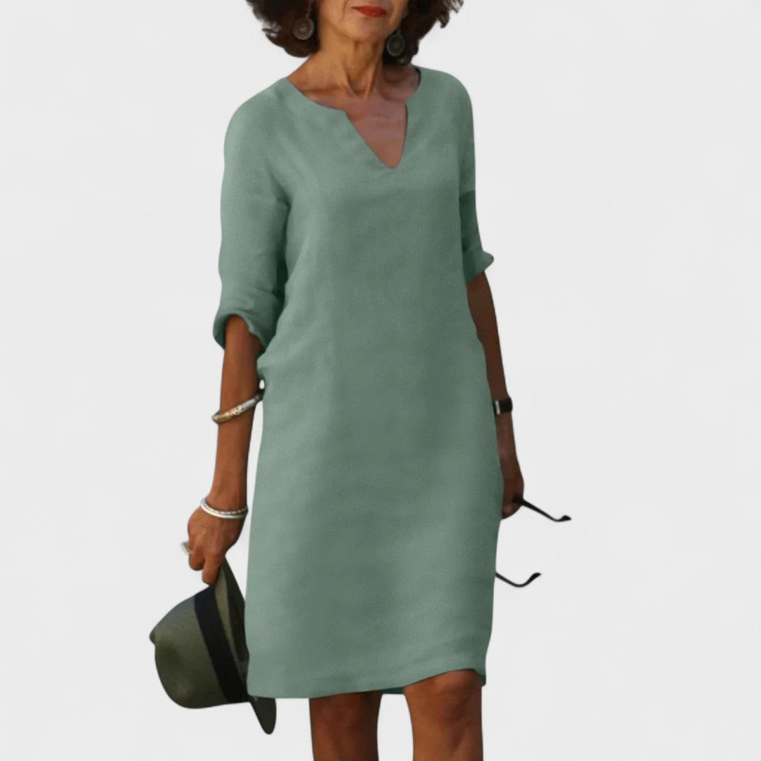 Lana - Dress with V-Neck