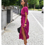 Julia – Elegant dress with V-neck and tailored cut