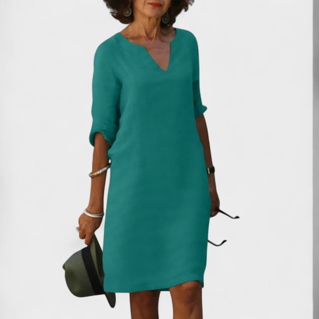 Lana - Dress with V-Neck
