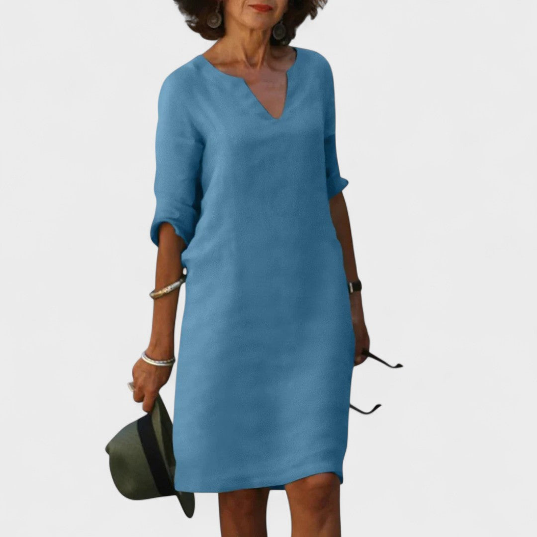 Lana - Dress with V-Neck