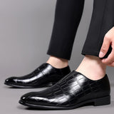 Noah™ - Stylish leather loafers with stone pattern