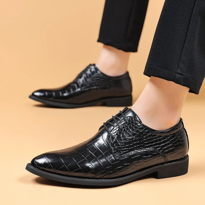 Lucas™ - Stylish vegan leather shoes with crocodile pattern