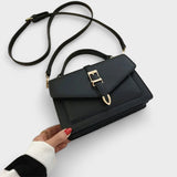Gizela - Classic Shoulder Bag