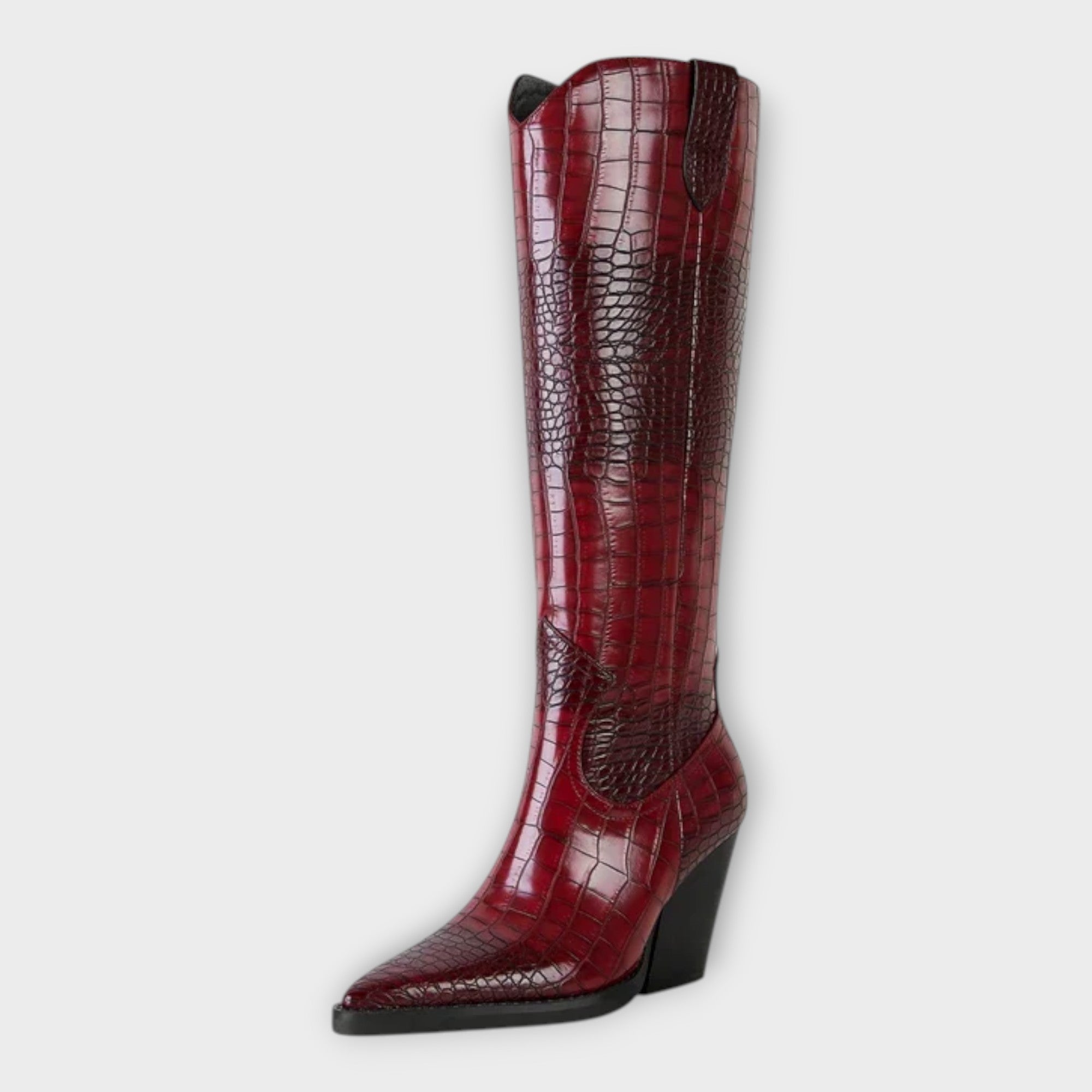 Mirjana – elegant shoes with crocodile pattern and stylized heel