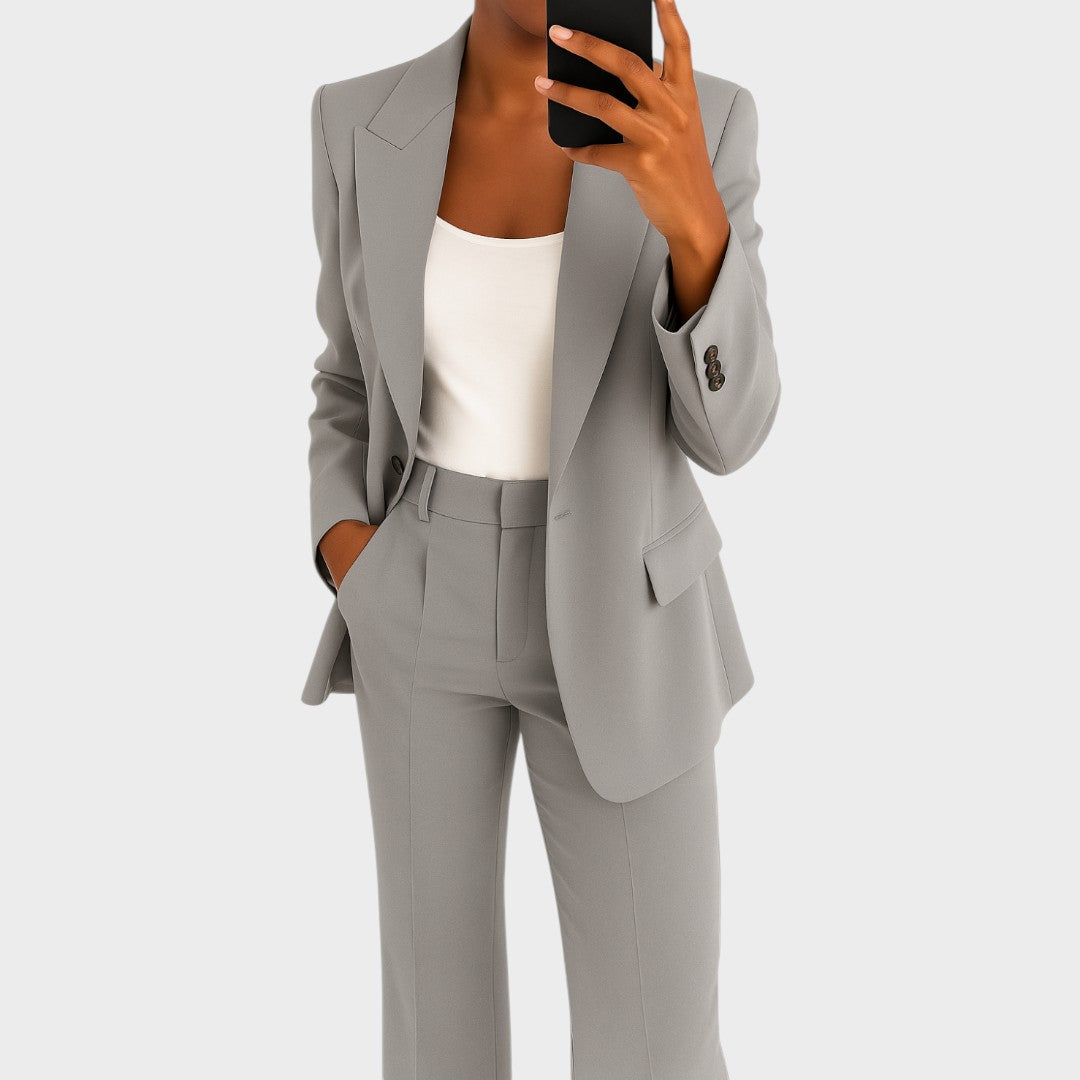 Aldona Elegant Business Suit for a Chic and Professional Look