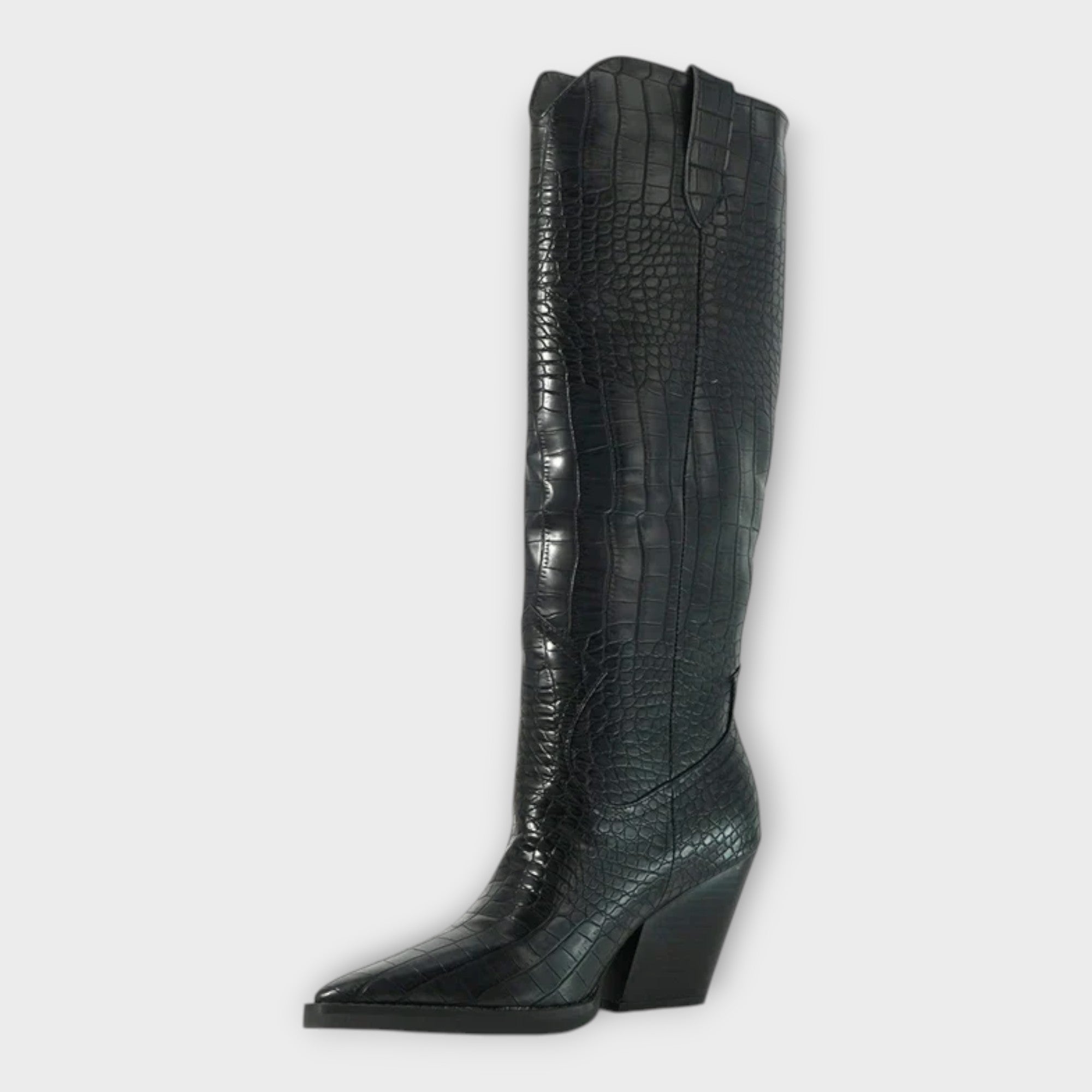 Mirjana – elegant shoes with crocodile pattern and stylized heel