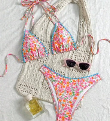 Rita - Bikini with Neck Tie in Vibrant Lace
