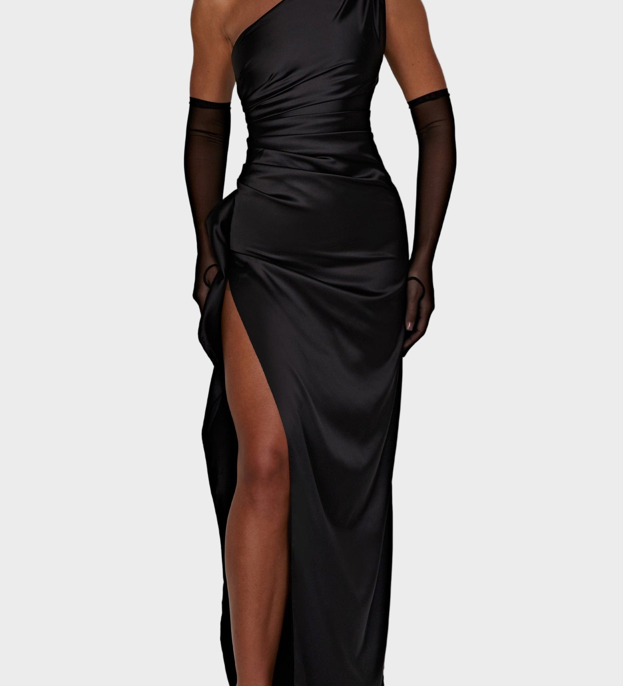 Emberly - Maxi dress with one shoulder and high slit