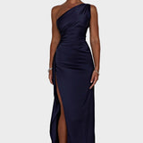 Emberly - Maxi dress with one shoulder and high slit