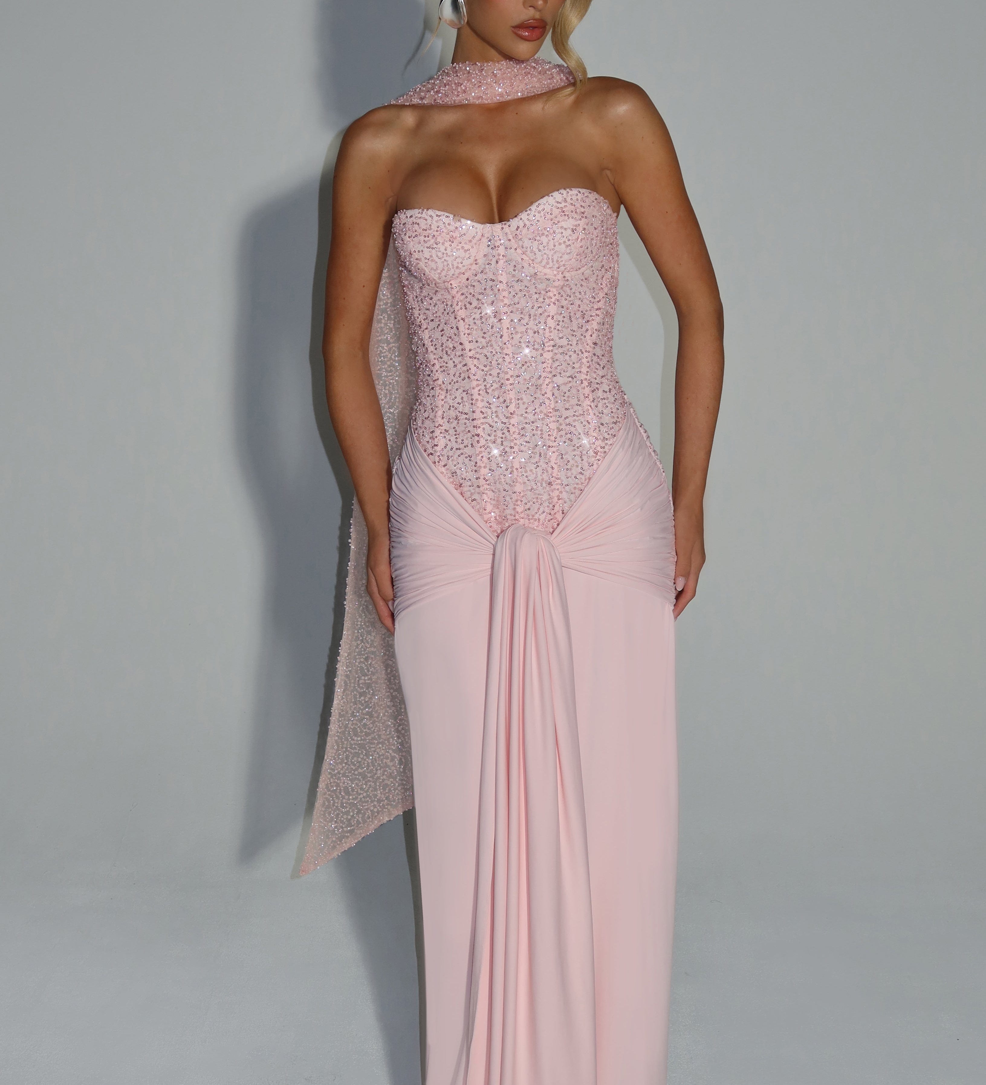Nomi - Perfect Dress
