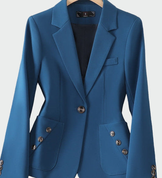 Beáta - Blazer in a Charming Cut