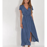 Julia – Elegant dress with V-neck and tailored cut