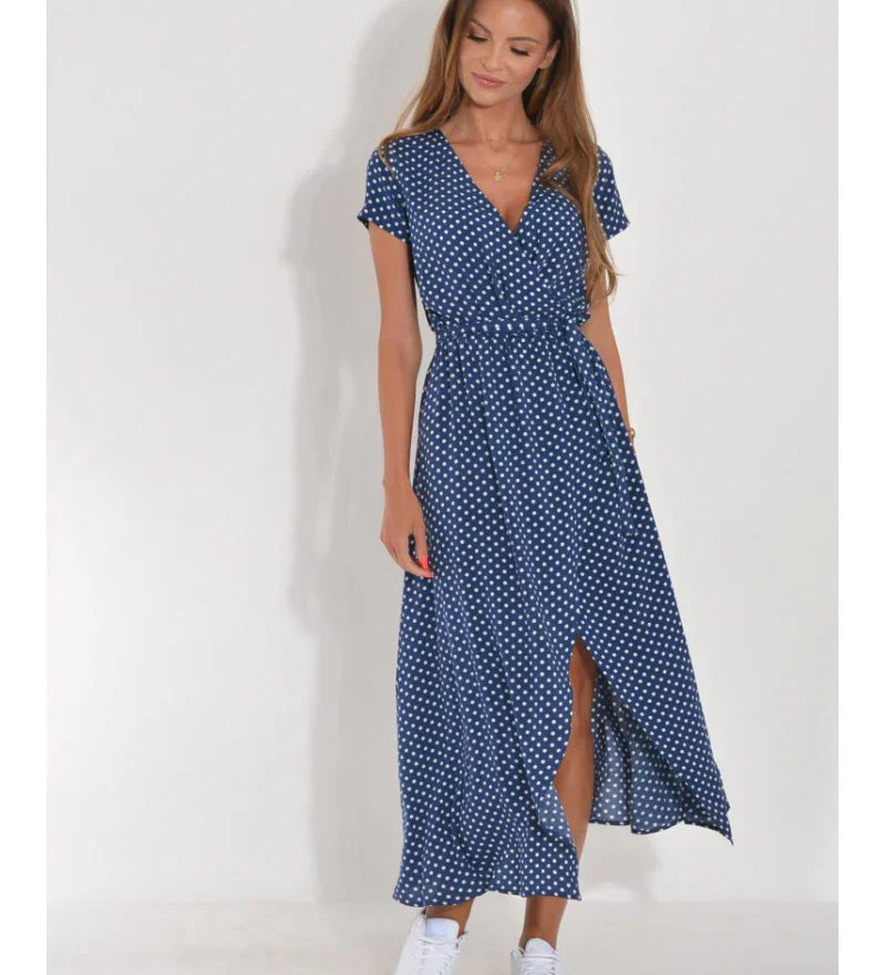 Julia – Elegant dress with V-neck and tailored cut