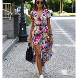 Julia – Elegant dress with V-neck and tailored cut