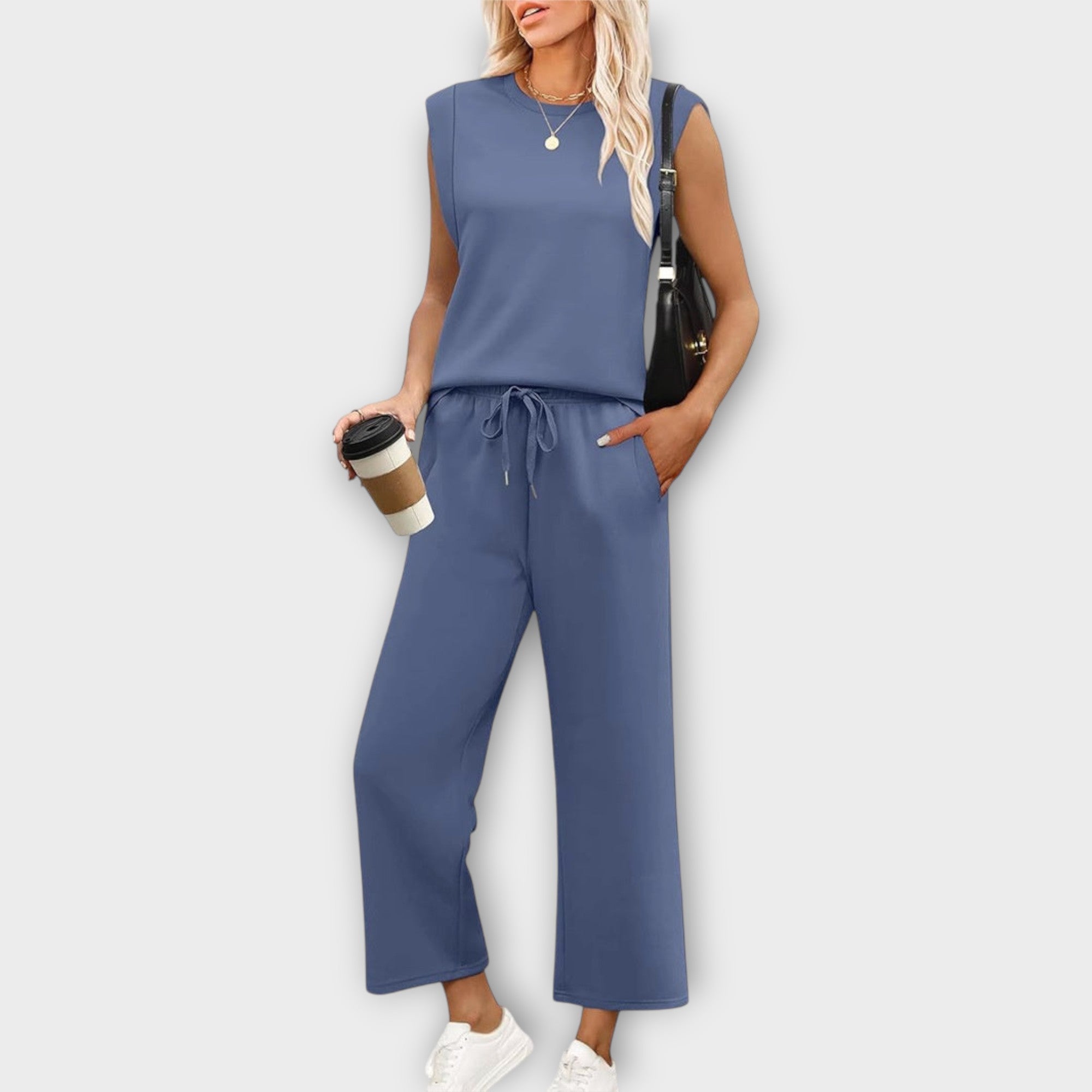 Women's Set – Comfortable, Elegant, and Modern