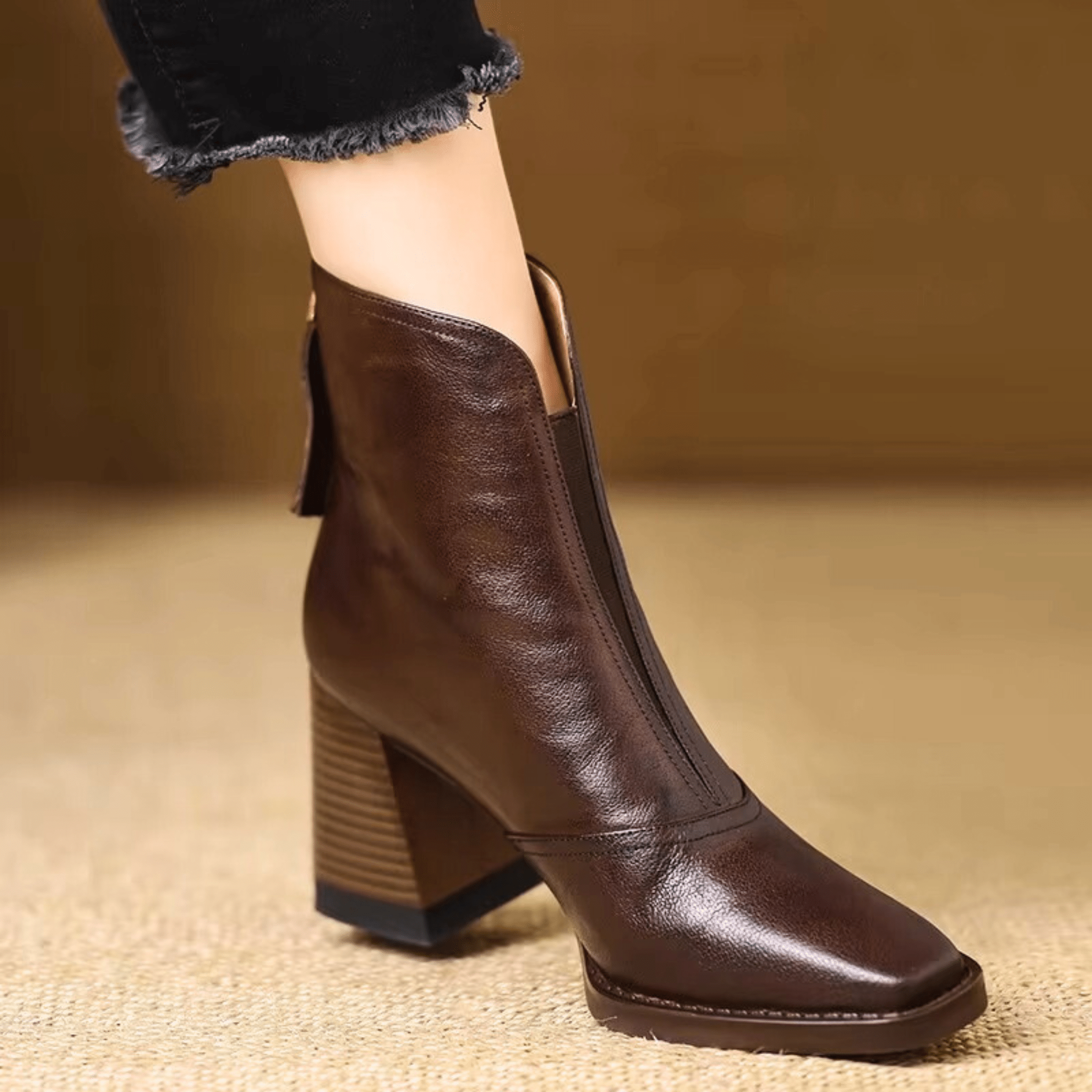 Rosalie™ | Elegant Ankle Boots with Mid-Height Heel